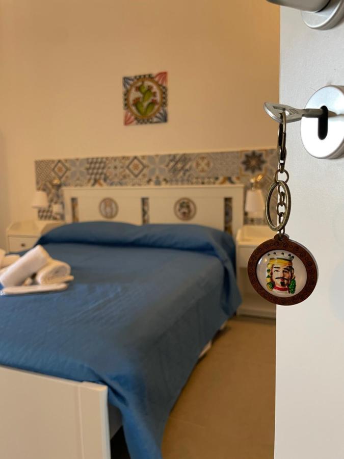 Hercules Suites Noto Bagian luar foto