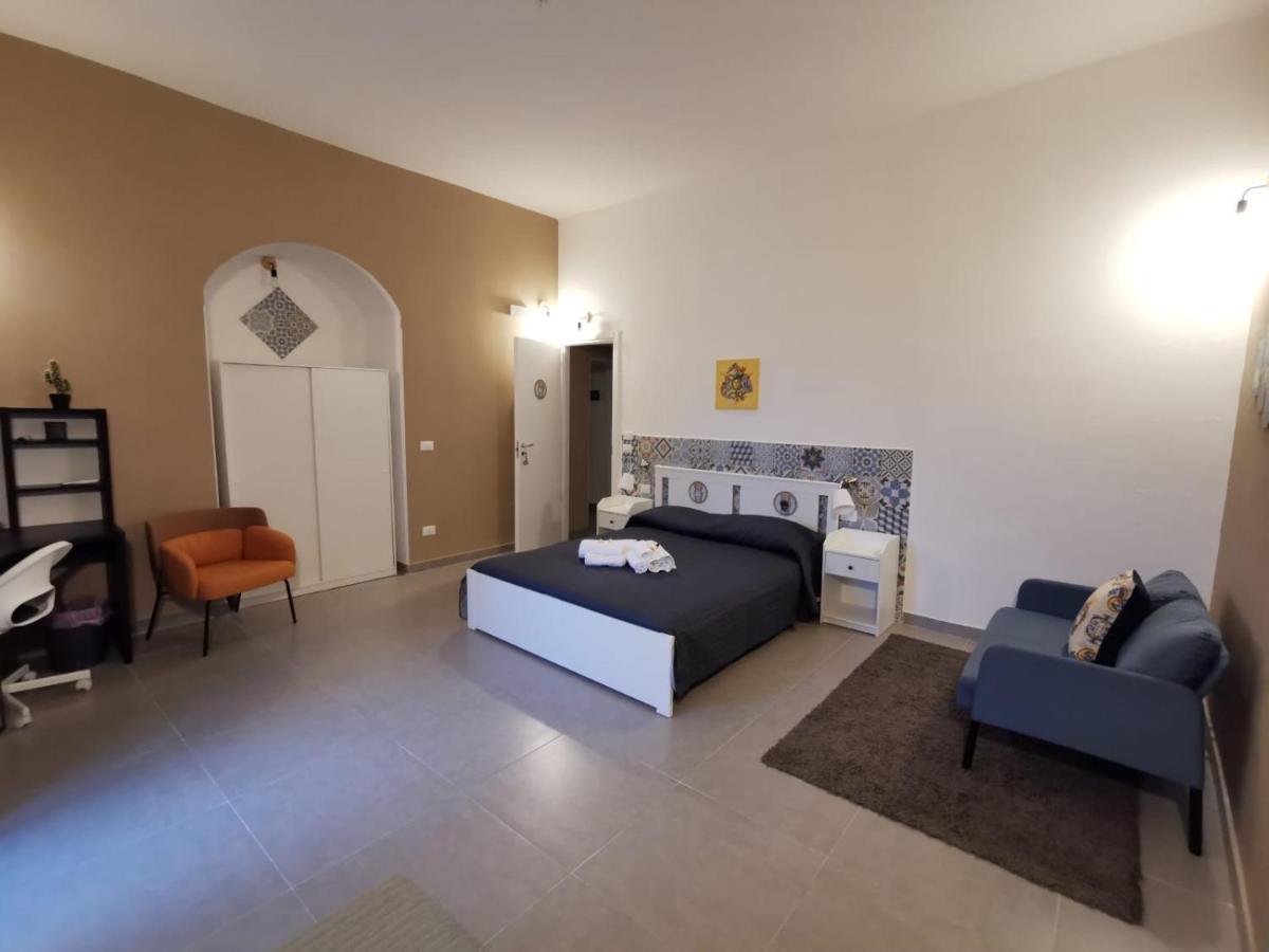 Hercules Suites Noto Bagian luar foto